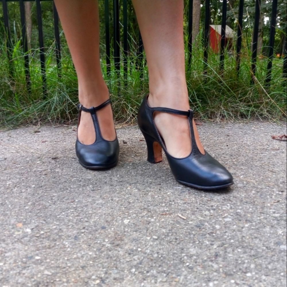 Bloch Black Leather Character Dance Shoes Women's size 7 Medium